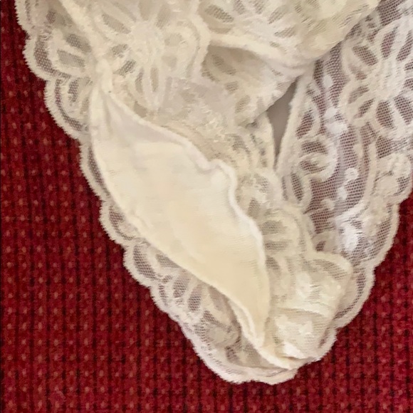 Thong - Picture 2 of 3